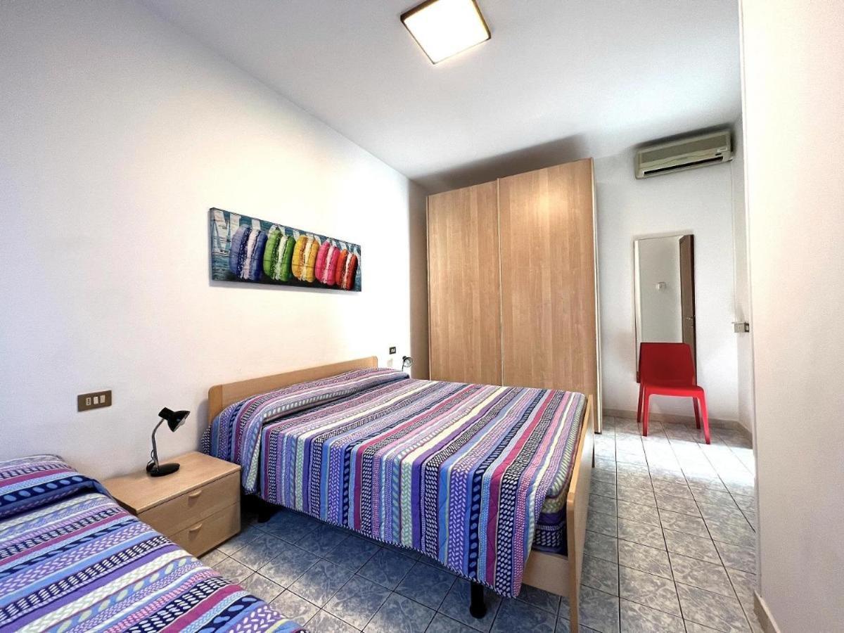 Bilocali Casa De Lazzari - Piazza Brescia - Adria Holiday Jesolo - Family Apartments エクステリア 写真