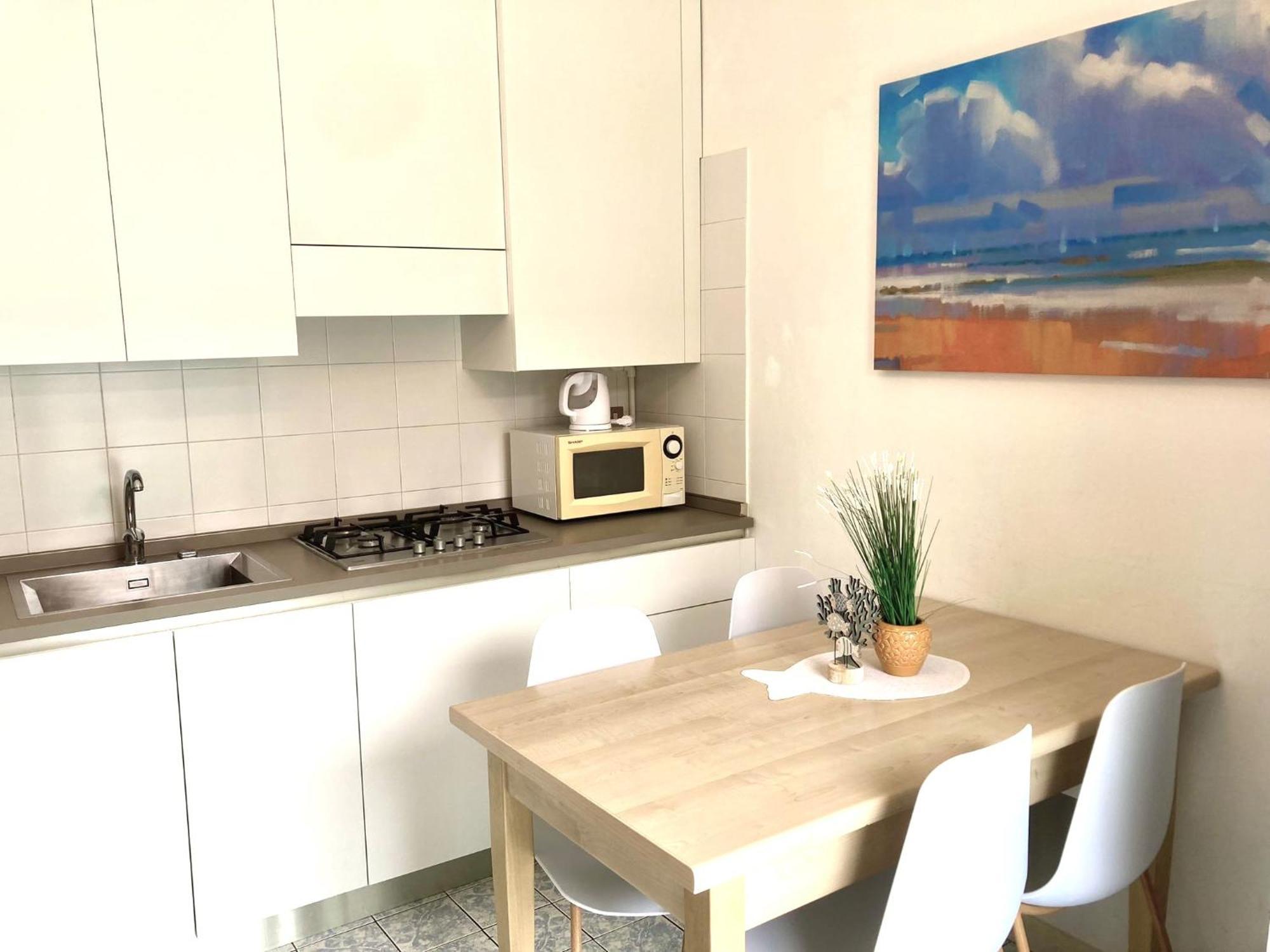 Bilocali Casa De Lazzari - Piazza Brescia - Adria Holiday Jesolo - Family Apartments エクステリア 写真