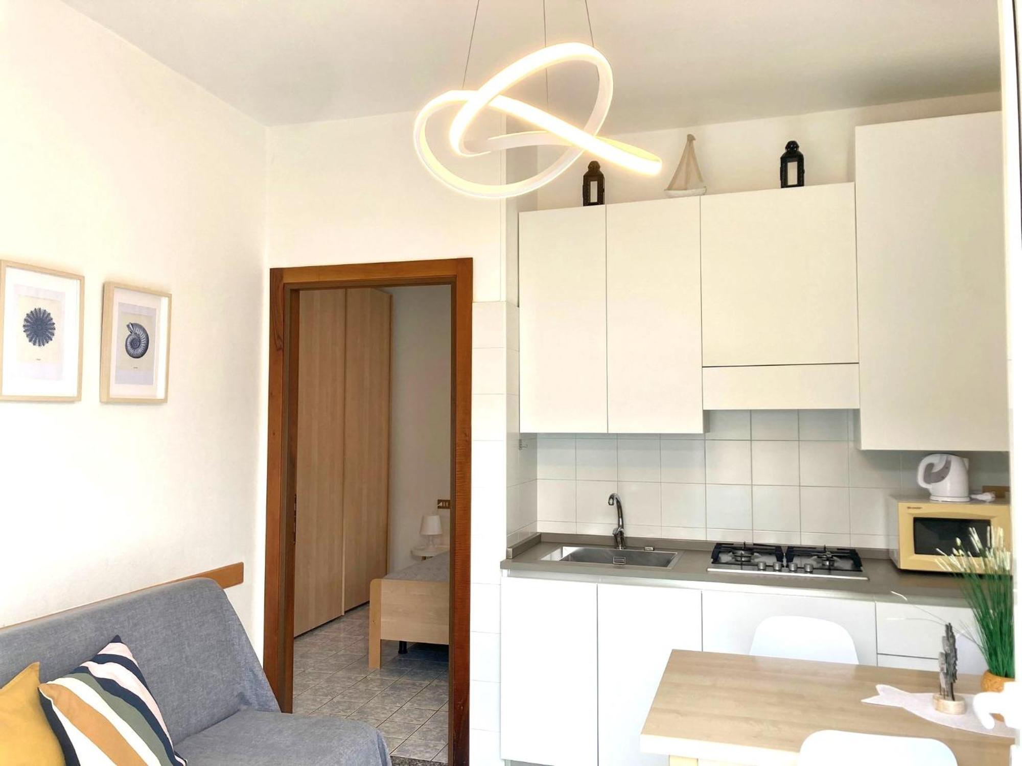 Bilocali Casa De Lazzari - Piazza Brescia - Adria Holiday Jesolo - Family Apartments エクステリア 写真