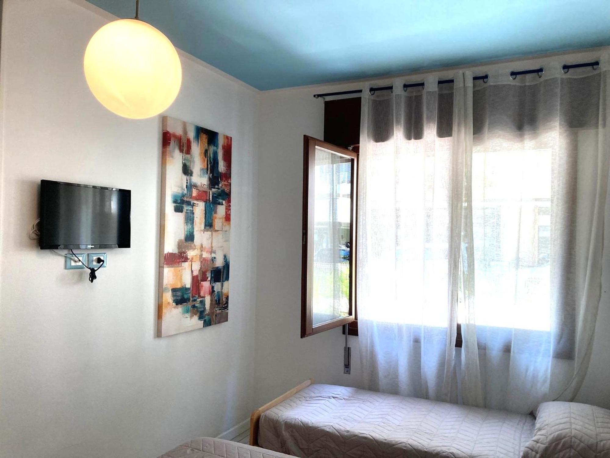 Bilocali Casa De Lazzari - Piazza Brescia - Adria Holiday Jesolo - Family Apartments エクステリア 写真